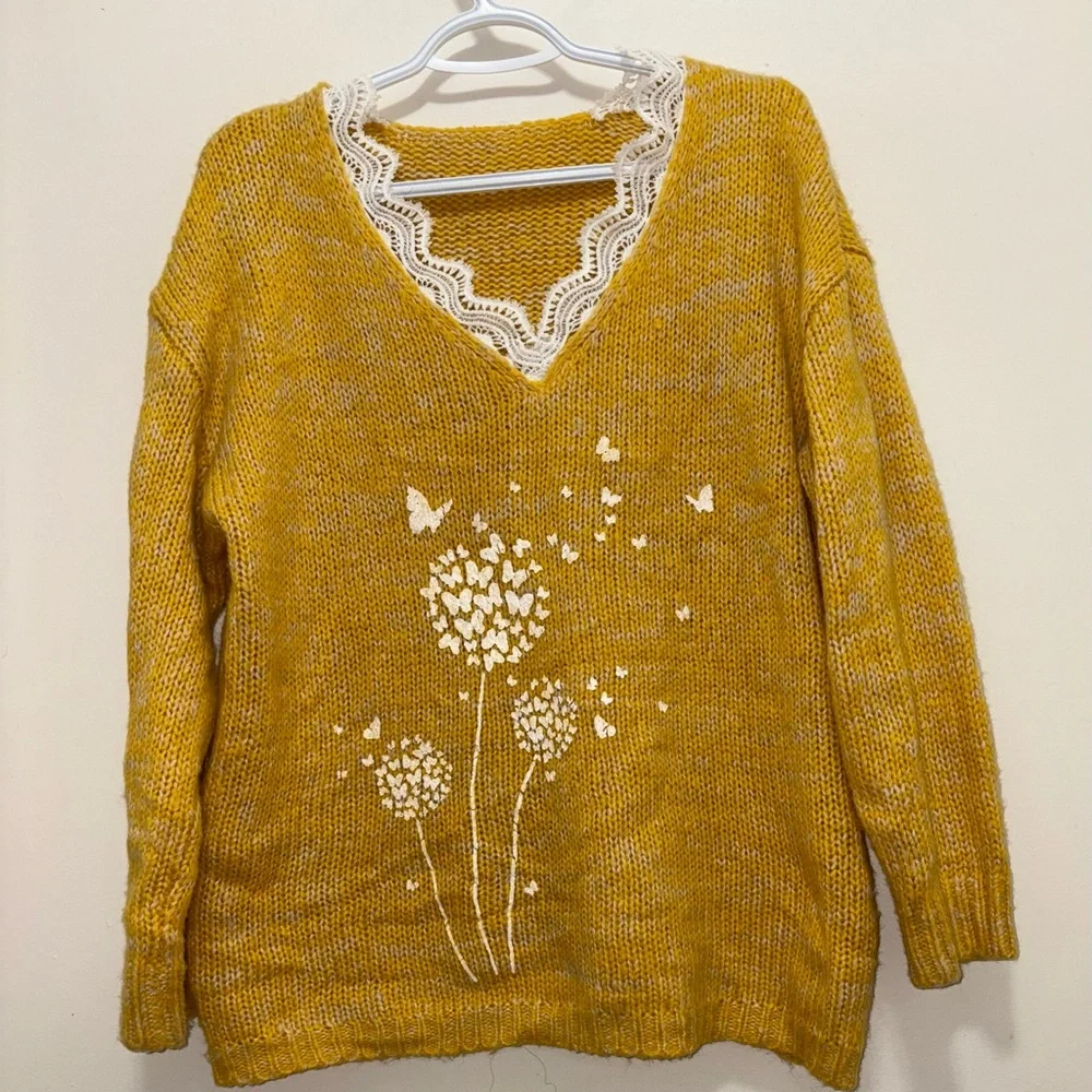 V-Neck Sweater with Floral Design - Picture 1 of 3